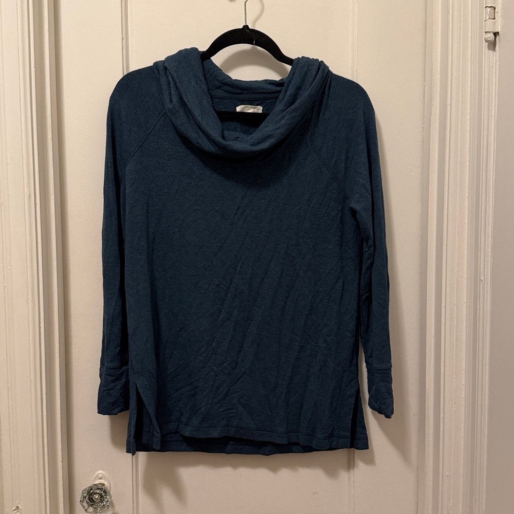 Lou & Grey cowl neck sweater size medium